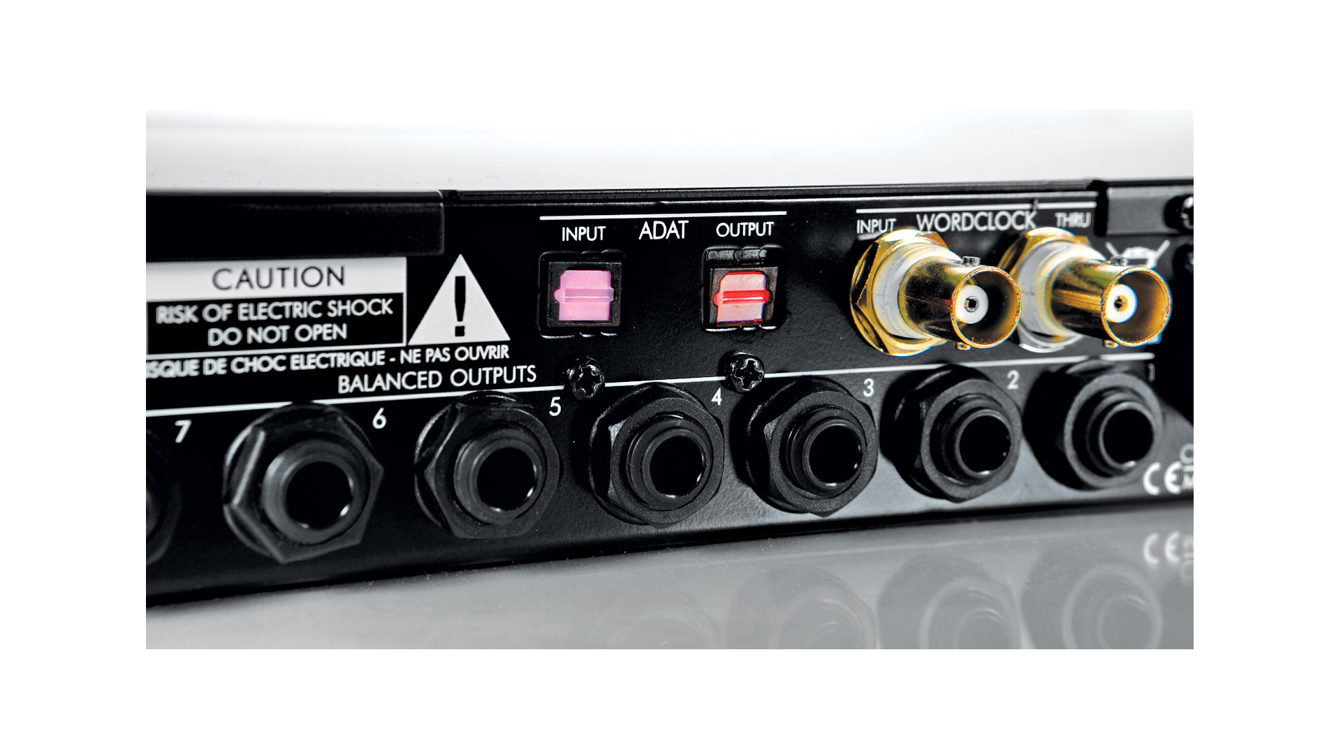 TubeOpto 8 – Eight Channel Mic Preamp with ADAT – ART Pro Audio